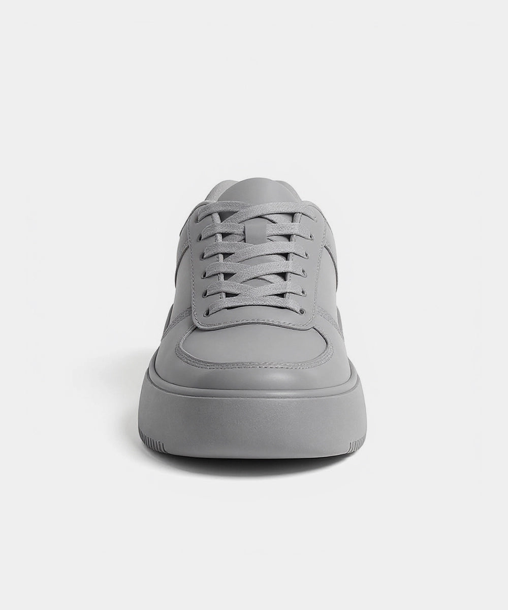 Trail Running Low-Top Sneakers