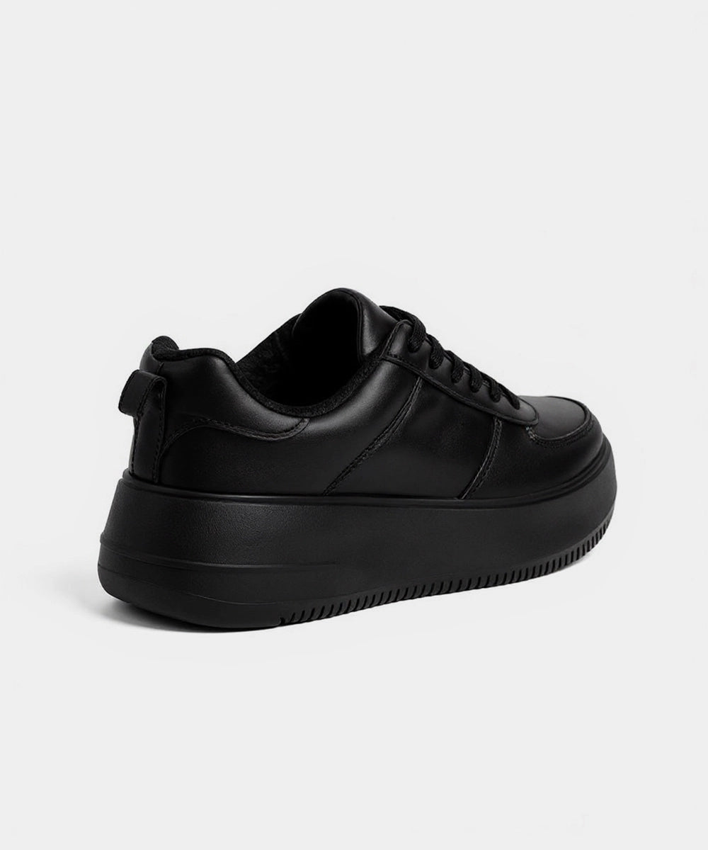 Trail Running Low-Top Sneakers