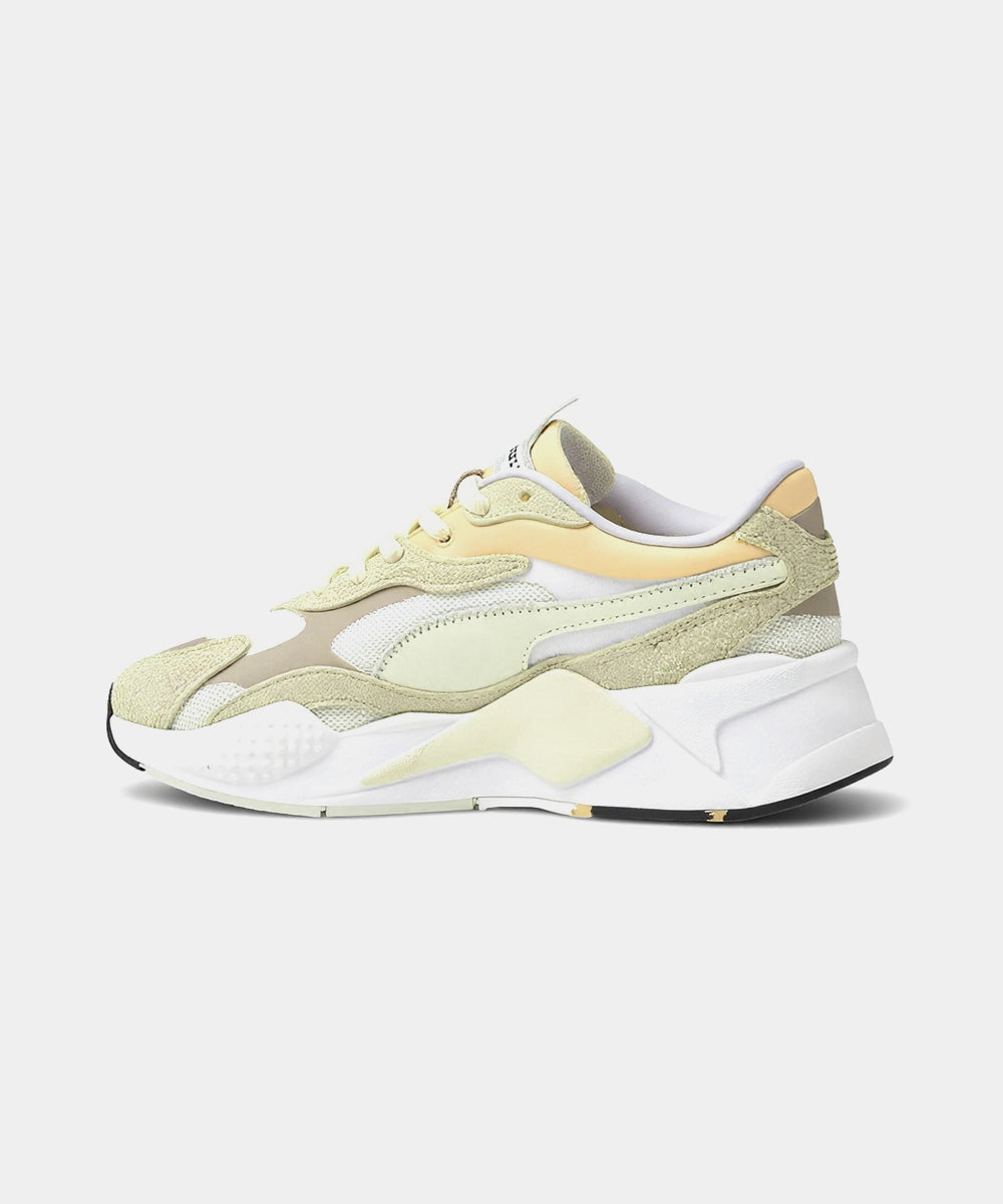 Cushion Step Athletic Shoes