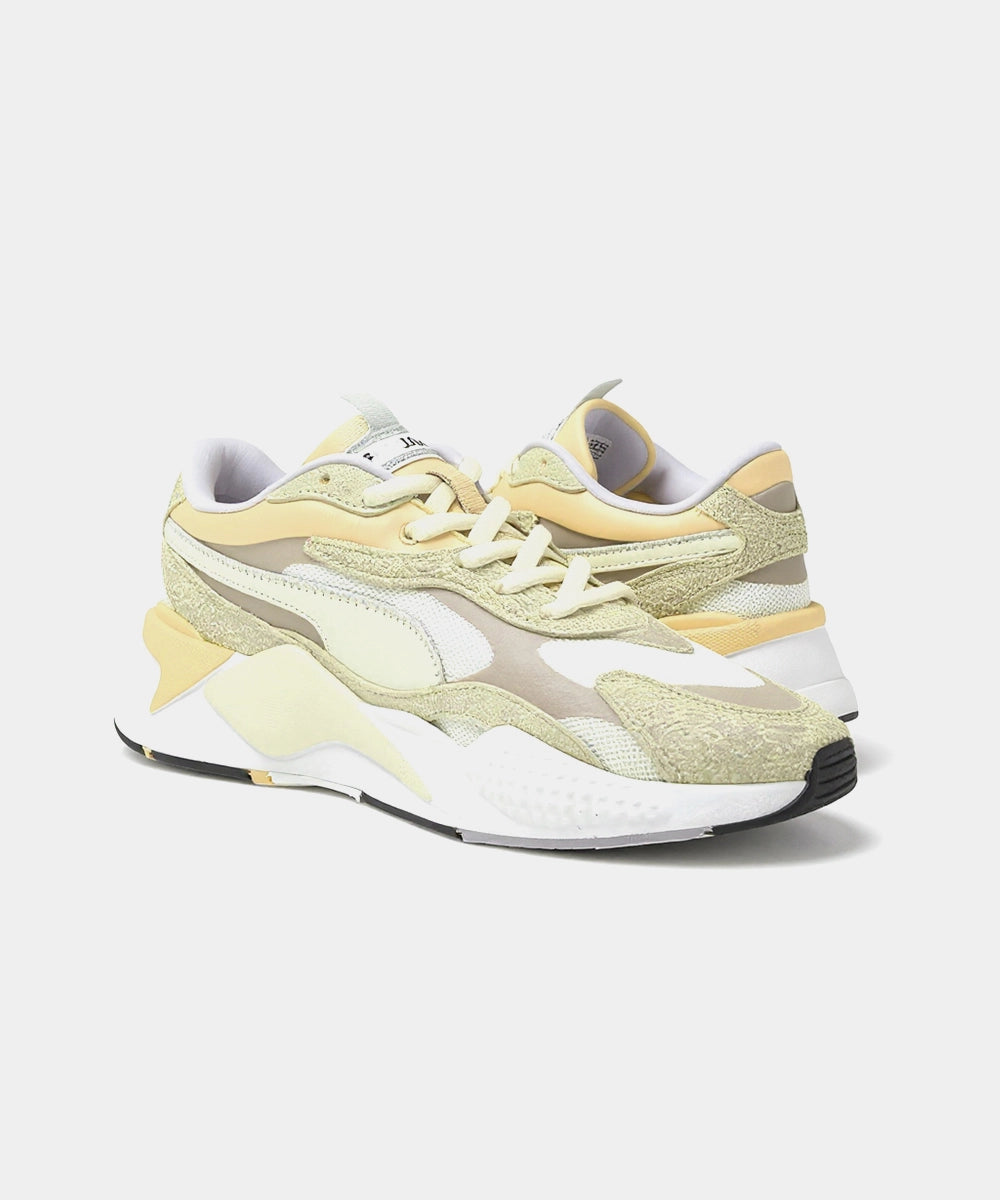 Cushion Step Athletic Shoes